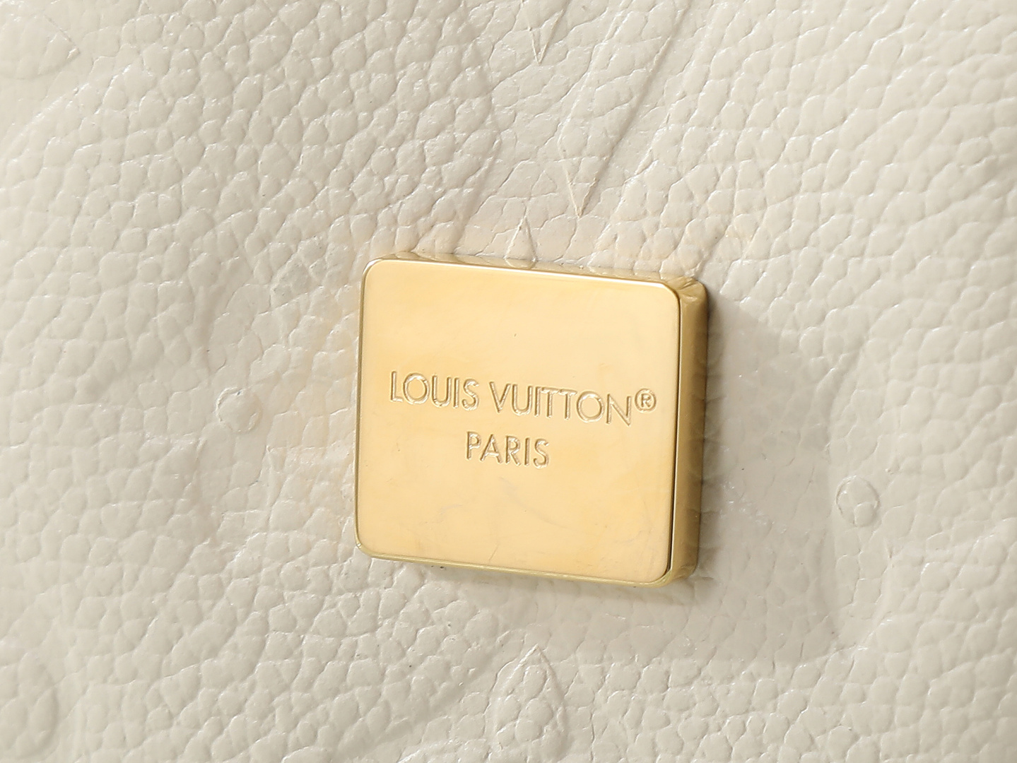 Louis Vuitton Nano Noé Monogram Leather Shoulder Bag - Image 9