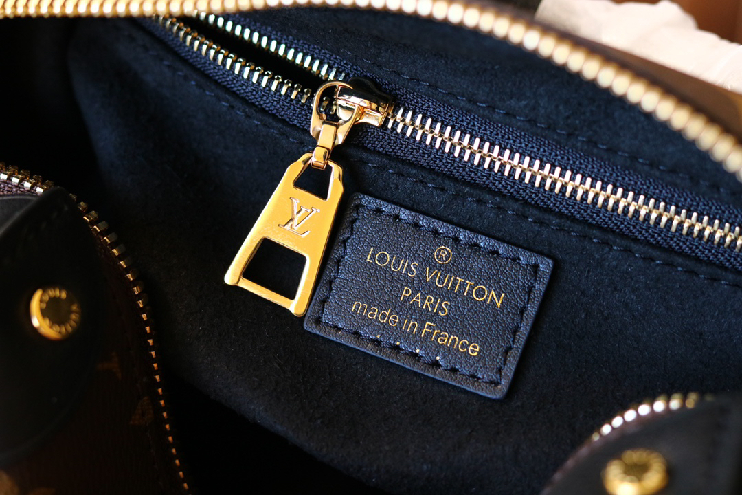 Louis Vuitton Petite Malle Souple Crossbody Bag M45531 / M45571 - Image 9