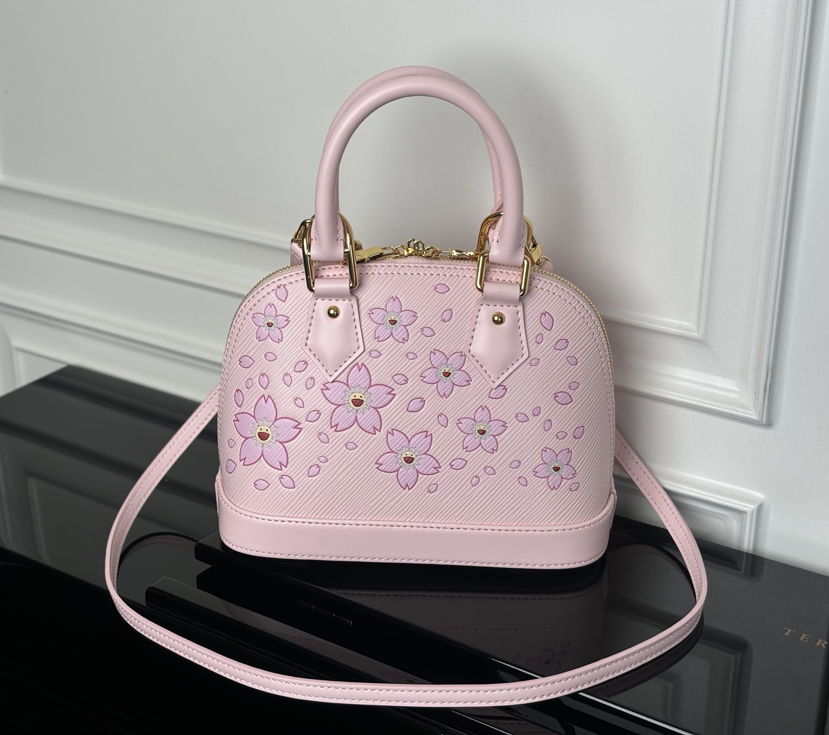 Louis Vuitton Alma BB Pink Epi Leather Handbag - Image 9