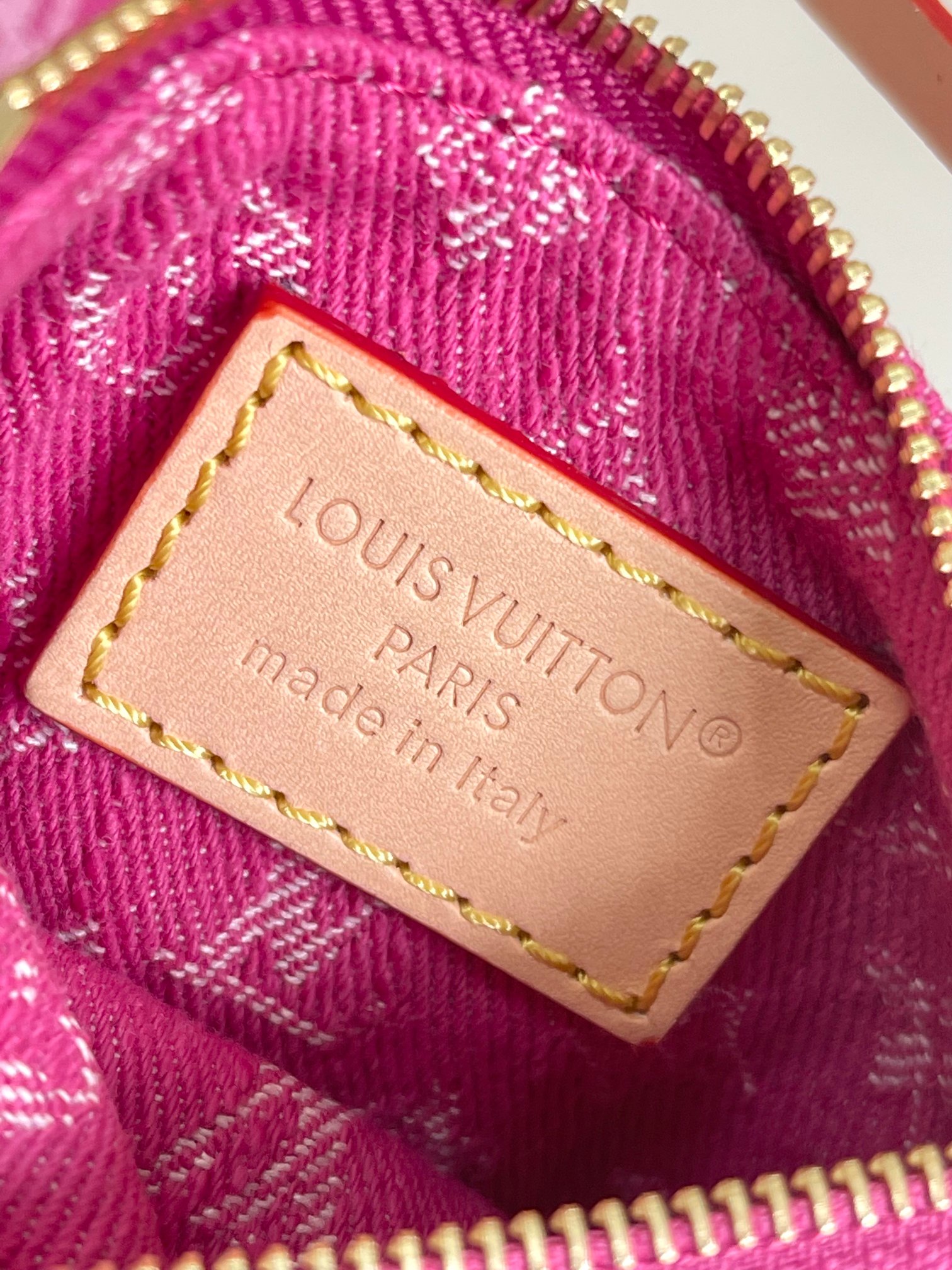 Louis Vuitton Denim Rendez-Vous Bucket Crossbody Bag M27626 - Image 10