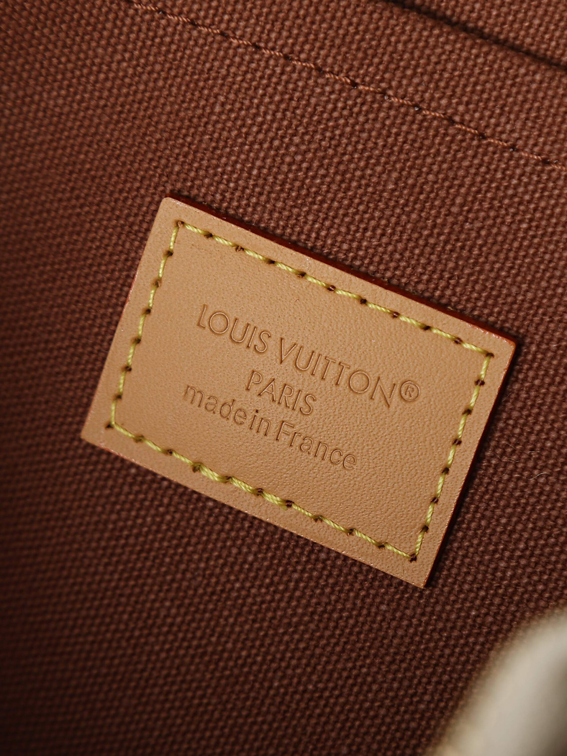 NiceBeauty Pouch M83079 in Monogram Canvas - Image 10