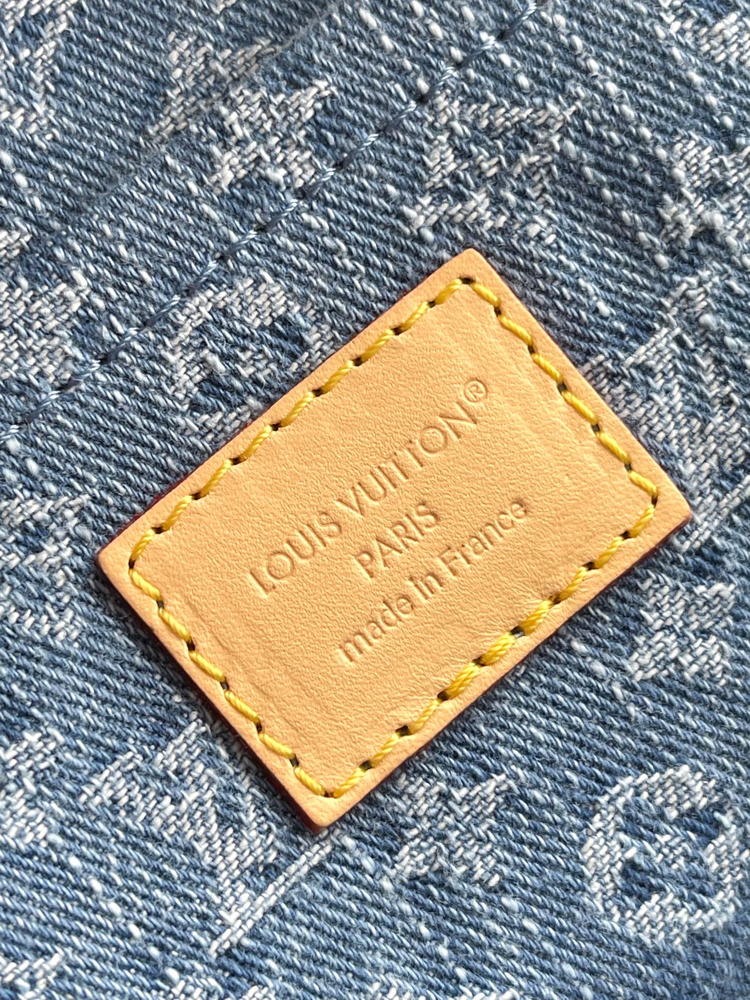 Louis Vuitton Speedy Bandoulière 30 Denim Handbag - Image 10
