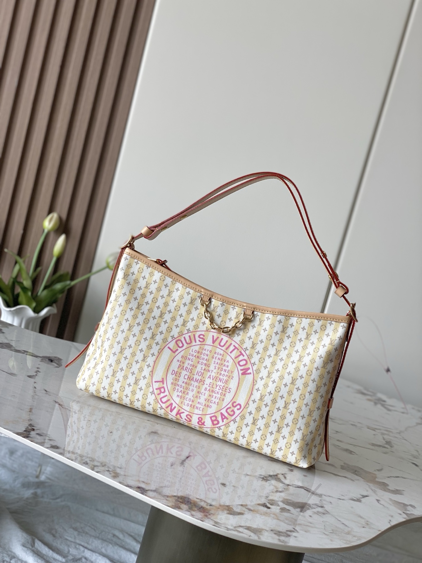 Louis Vuitton Speedy Bandouliere 20 Crossbody Bag in Beige - Image 10