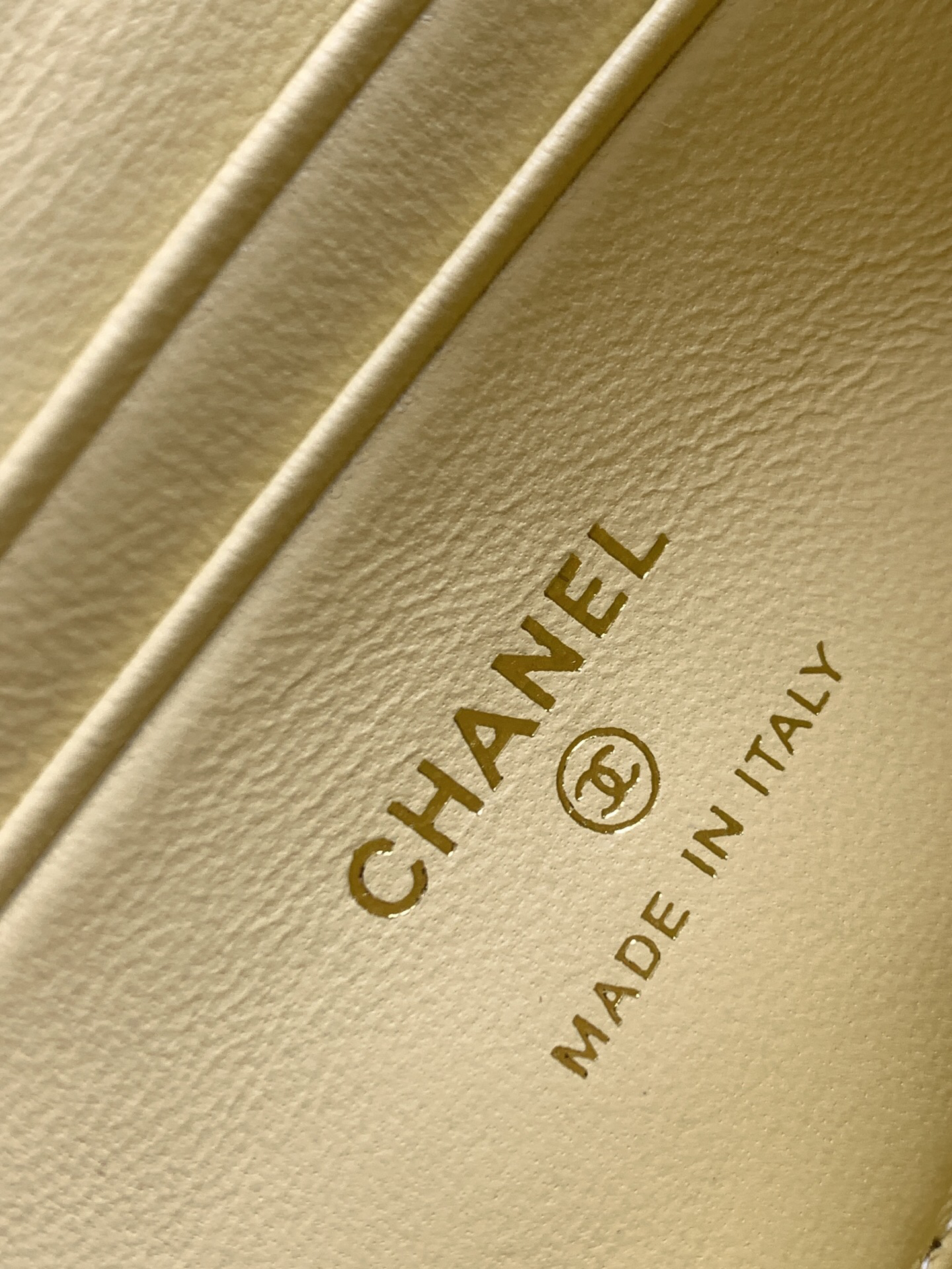 Chanel Coco Handle Classic Top-Handle Handbag - Image 10