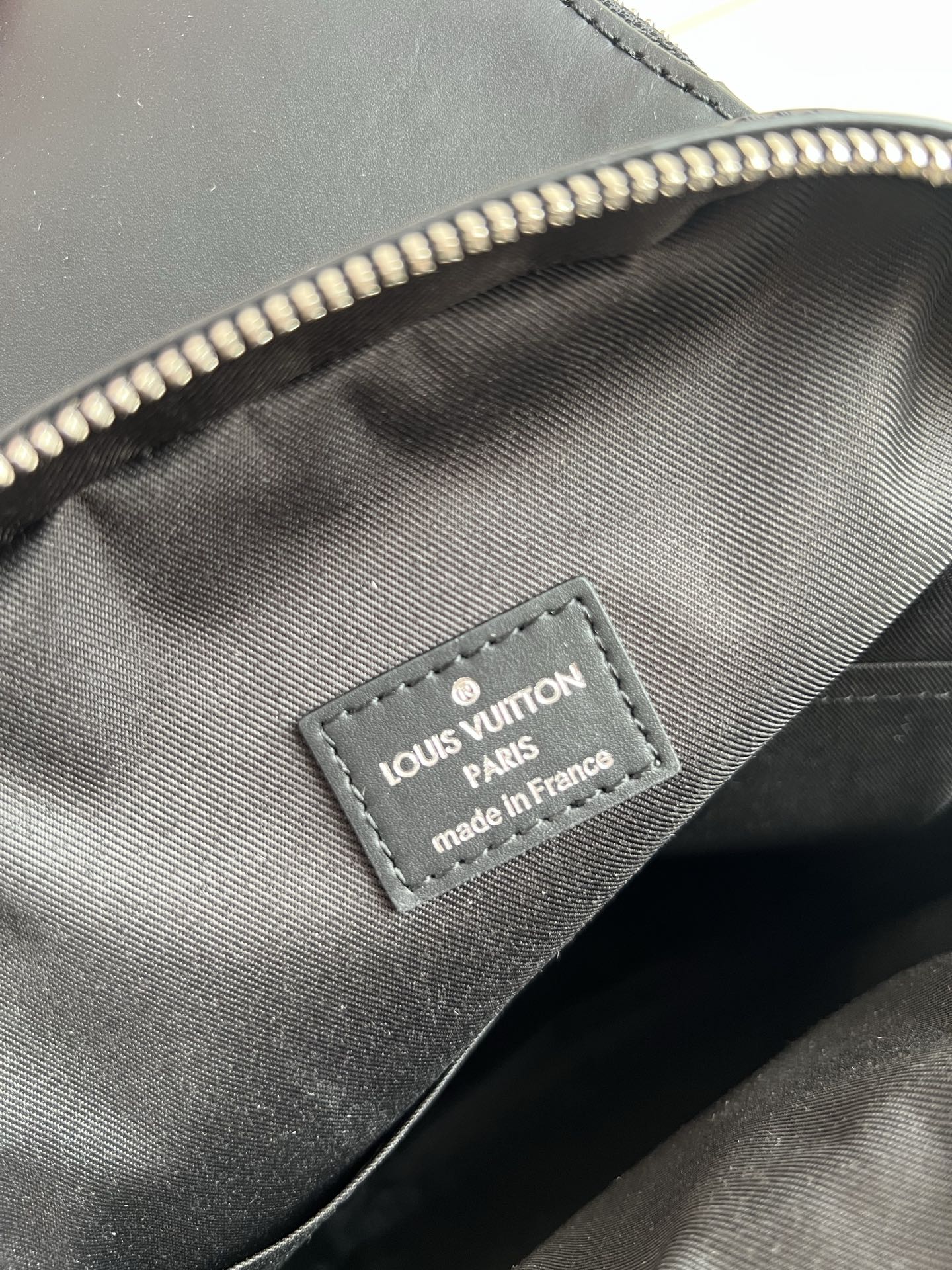 Louis Vuitton NéoNoé MM Monogram Bucket Shoulder Bag M45555 - Image 10