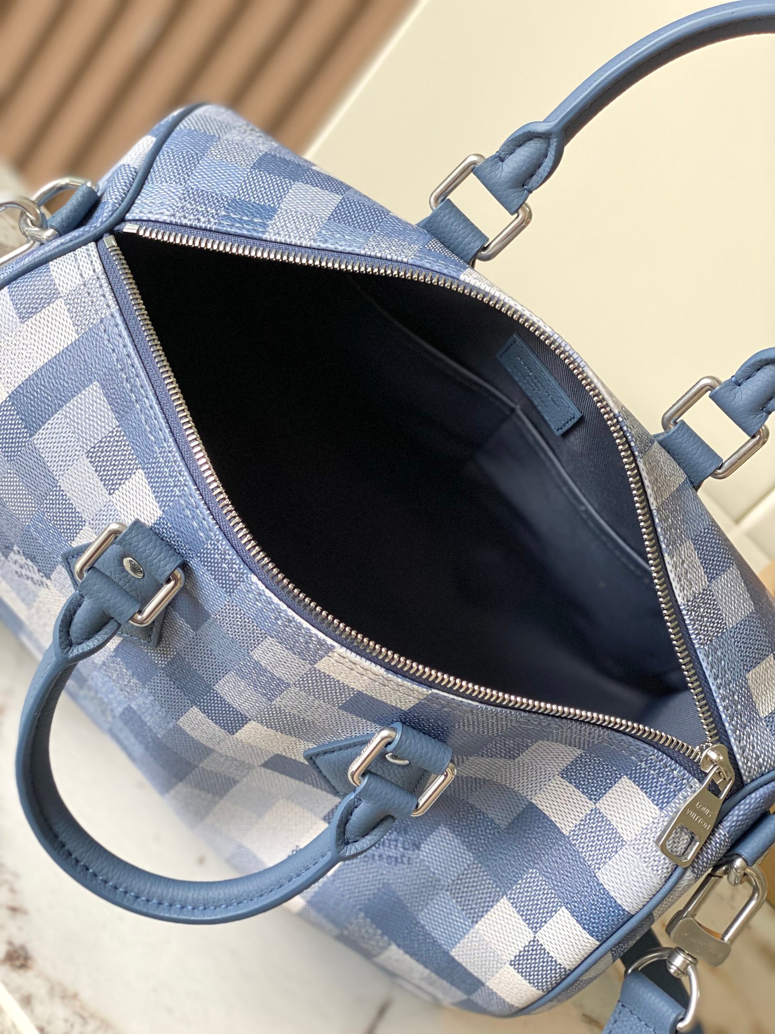 Louis Vuitton Speedy Bandouliere 30 Handbag - Image 10