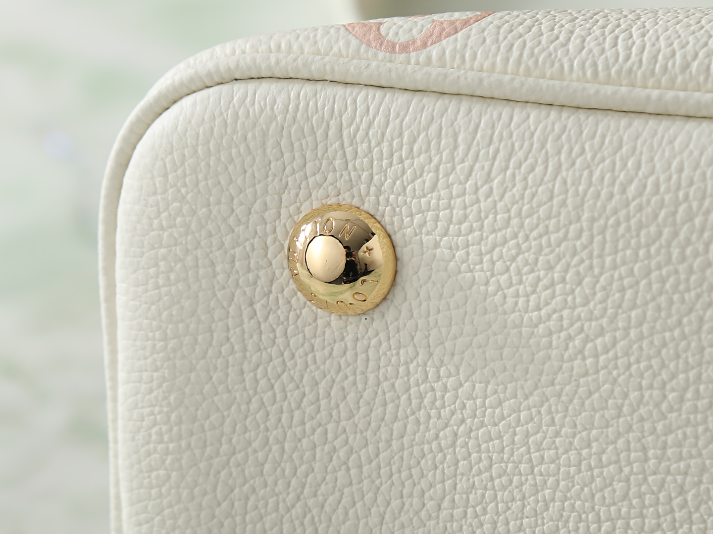 Louis Vuitton Alma BB Handbag M27574 in Pink Monogram Leather - Image 10